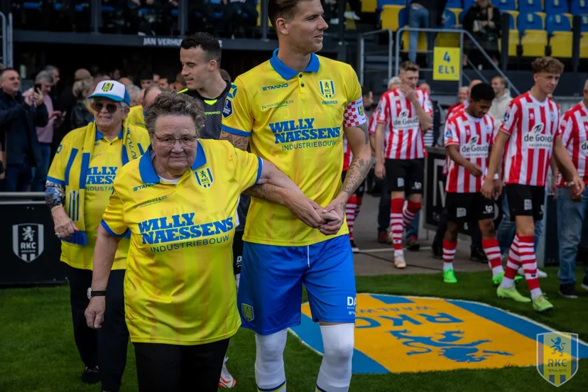 whatsapp image 2022 10 02 at 201048