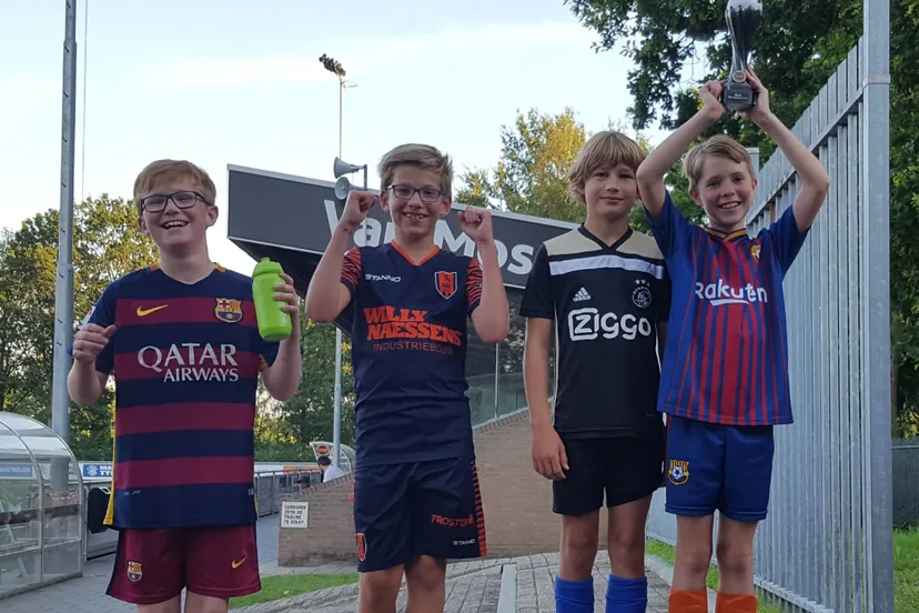 winnaar poule b fc barcelona