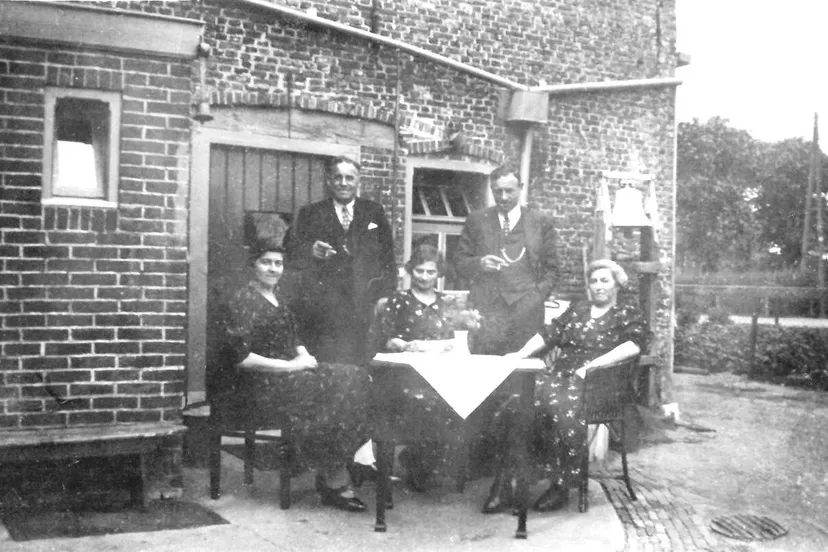 fam de jong circa 1935
