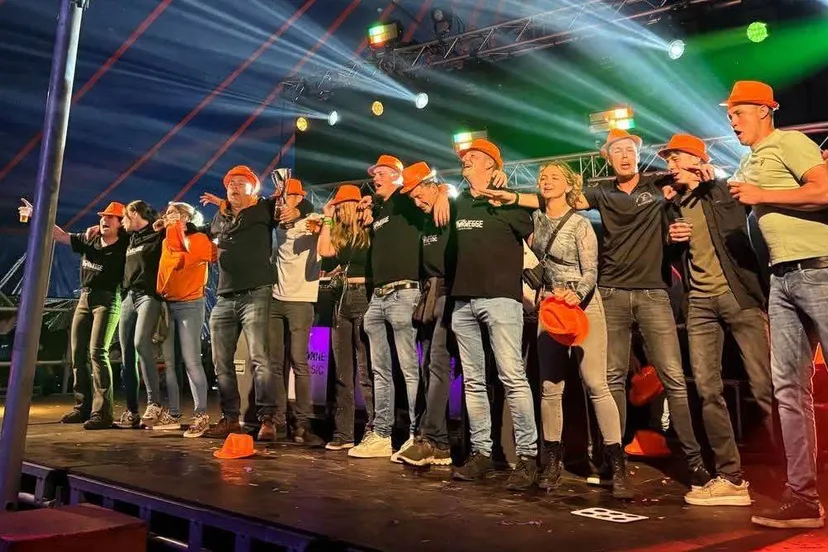 14d615f3 88e0 4587 a881 fdba75e6db4c 002