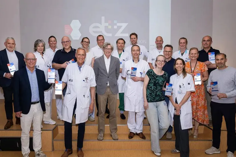 250512 groepsfoto plaquette etz1947jpg