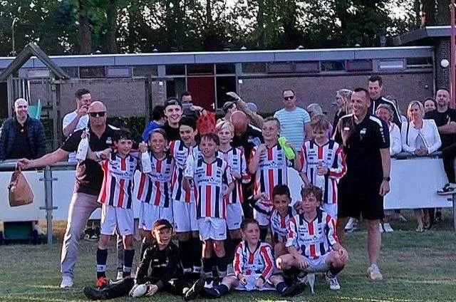 rwb jo11 1 3e fase kampioen b