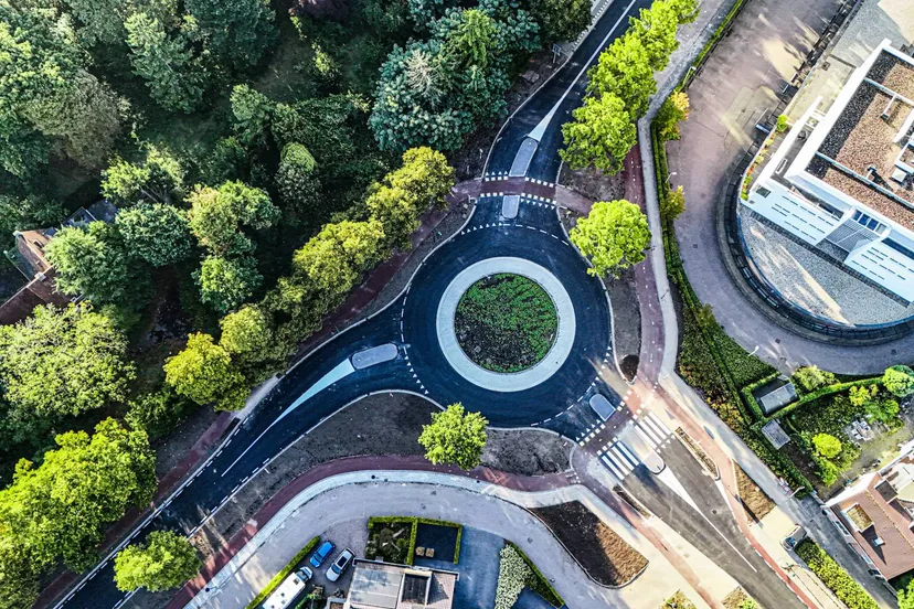 ERIK__HAVERHALS_SMALL_ERIK_HAVERHALS_E89CDDAF-2EFF-40BC-AC5E-4C101AA5A58E