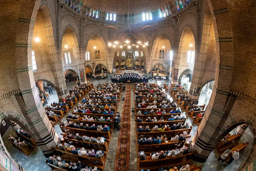 566210008_1621929182543429_5228403738575650497_n