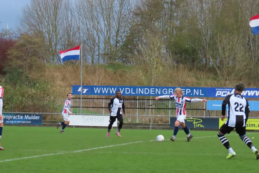 RWB 1-Oostehout 1