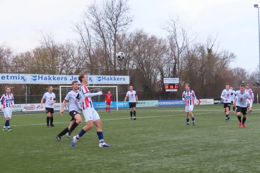 Sleeuwijk 1-RWB 1