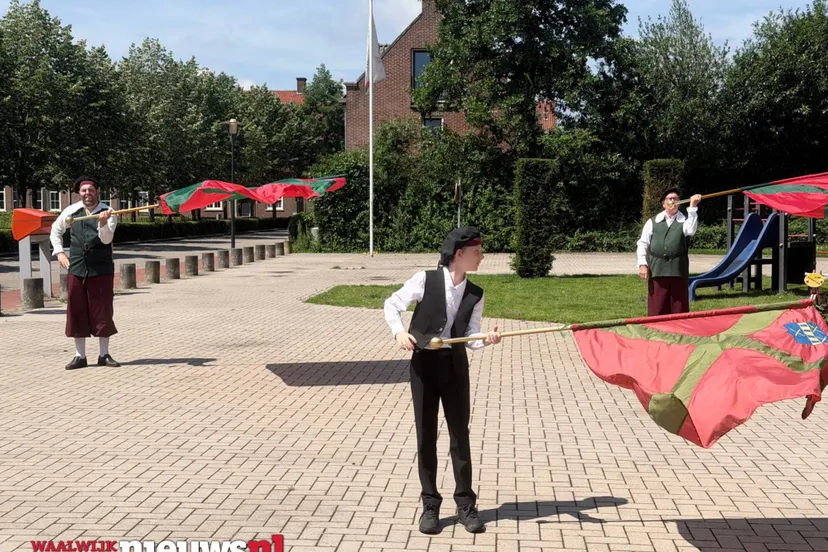 WW302