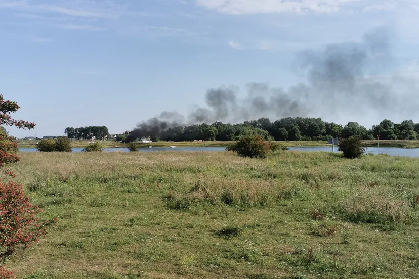 08 08 speedboot brand