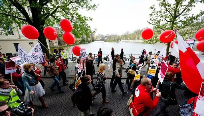 actie studenten in den haag op 24 november 715x408