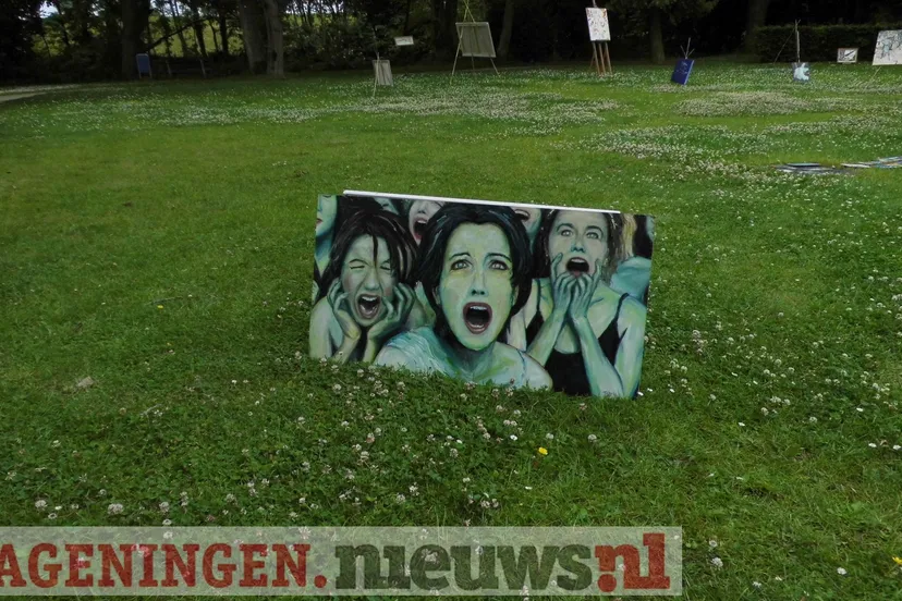 expositie in het park 12