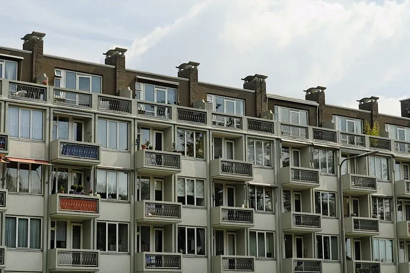 flat technau serg wikimedia