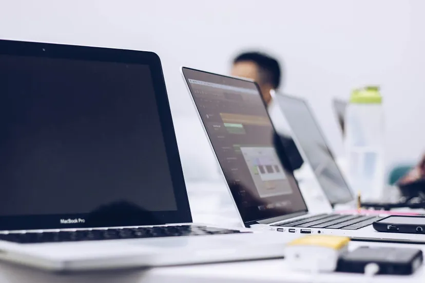 laptops stocksnap pixabay