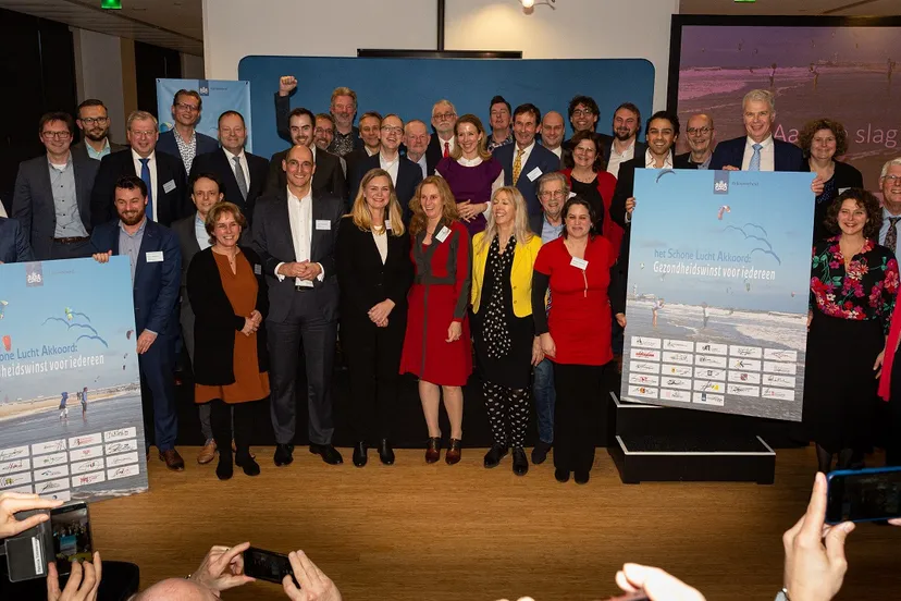 ondertekening schone lucht akkoord fotograaf rick huisinga