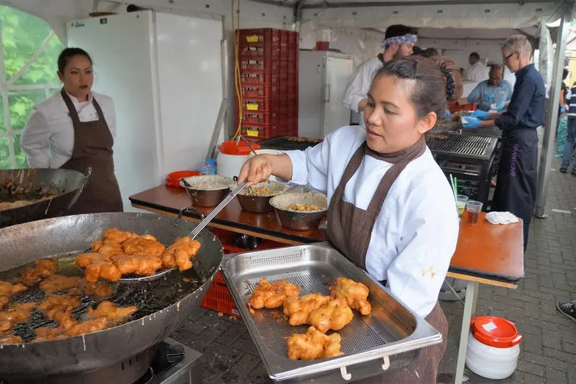 pasar malam rumah kita