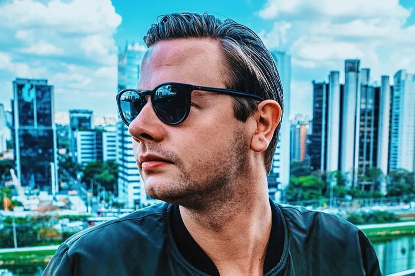 sam feldt deni kukura wikiportret