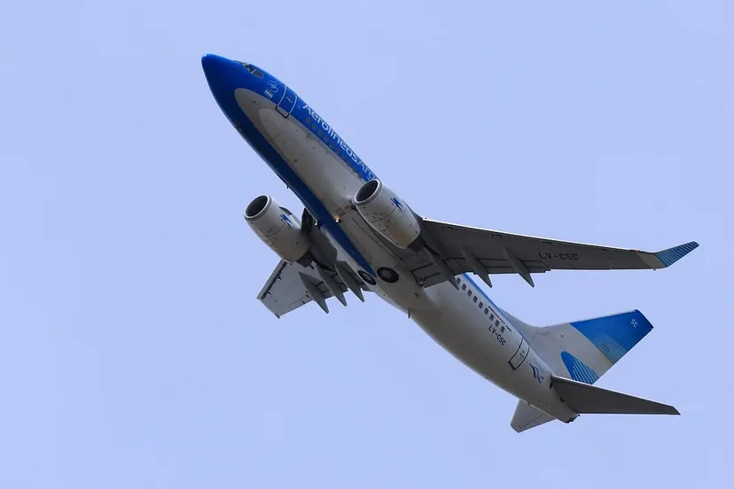 stijgend vliegtuig 35mmworld pixabay