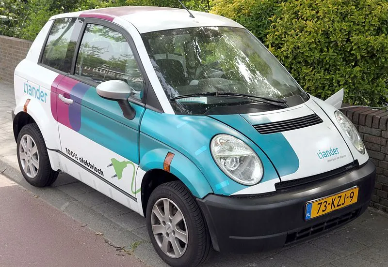thnk city electric car liander oxyman wikimedia