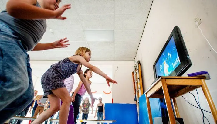 verplicht tweemaal daags bewegen op school 715x408