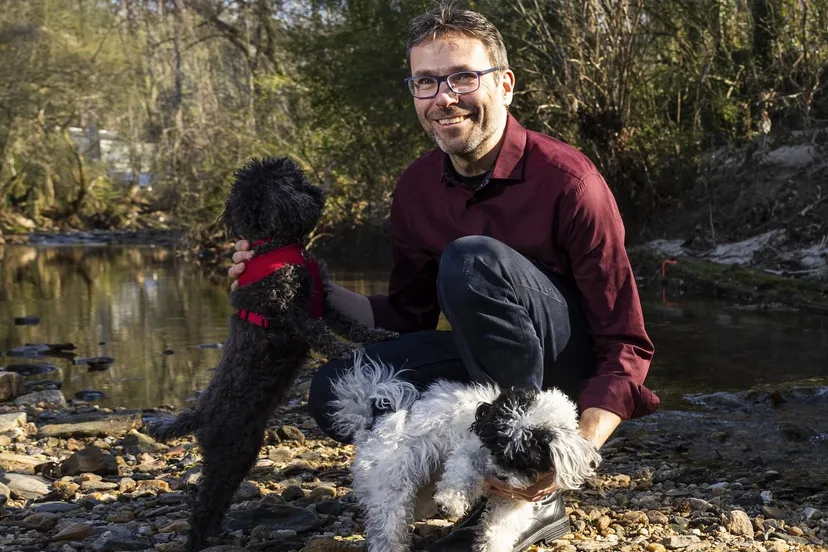 deroode dogs0030303 25kh f059 copy