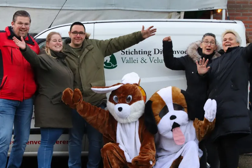 dvb-bestuur-van-mascottes(2)