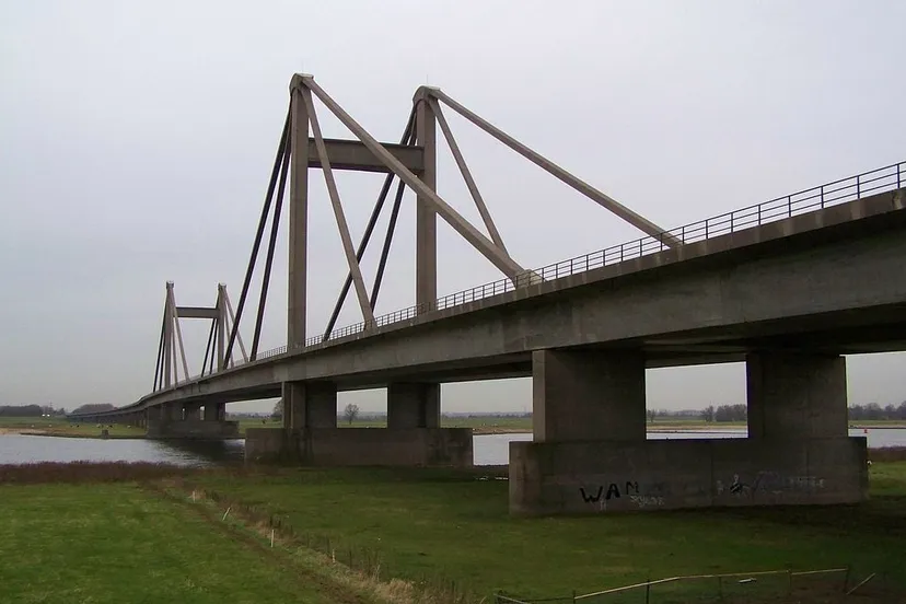 1024px alexanderbrug 075