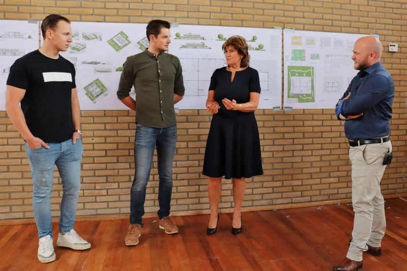 220516 bezoek gedeputeerde in maasbommel