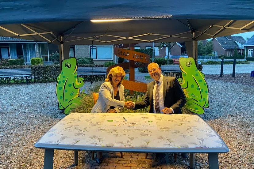 221003 ondertekening dorpendeal 14