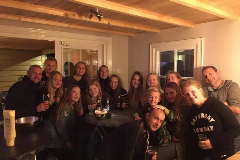 40209965 2219361991421461 4474843760466853888 n