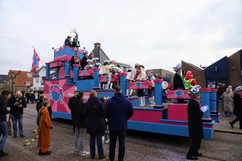 93209623 ea04 417f b62b 15acd3ad62da