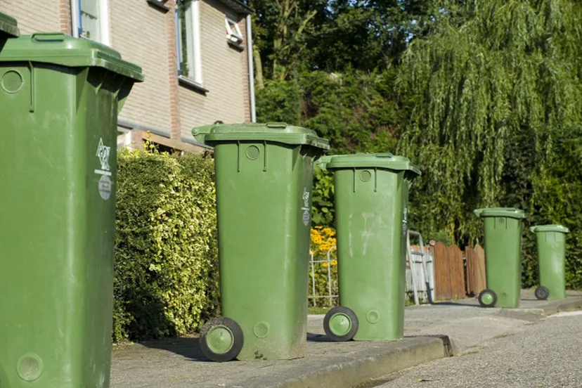 csm groene containers in straat c0f7abdbd9