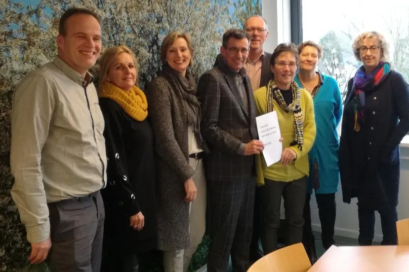 foto ondertekening 2