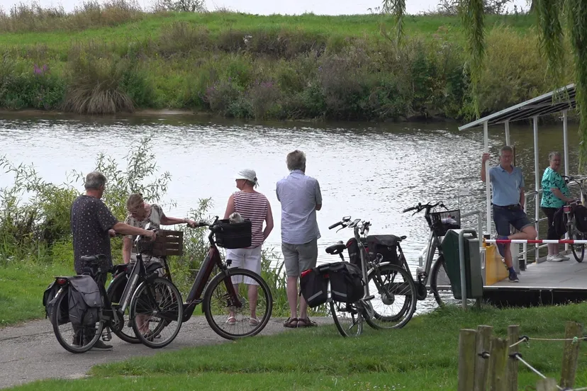 klep op de pontje henk