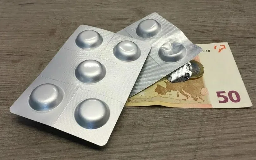 pixabay milca geld money 1270332 1280 915x518 zorg eigen risico 915x518 1