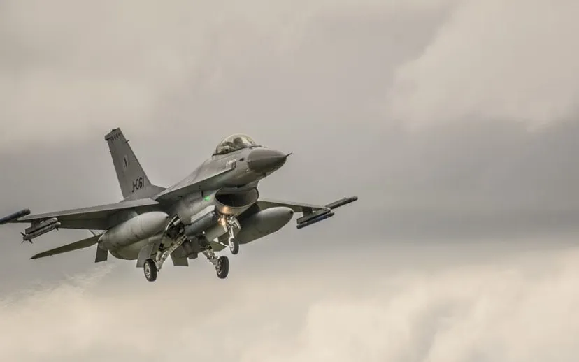 plane 4115480 960 720 915x518 1