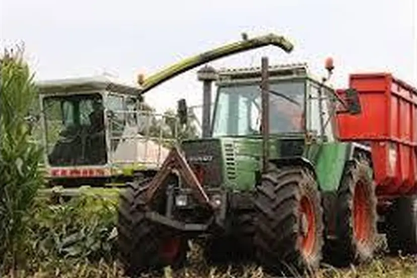tractor