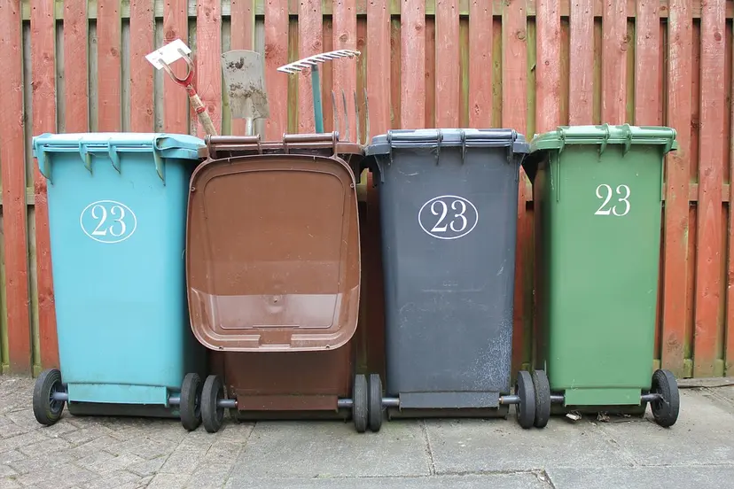 wheelie bin 2272721 960 720