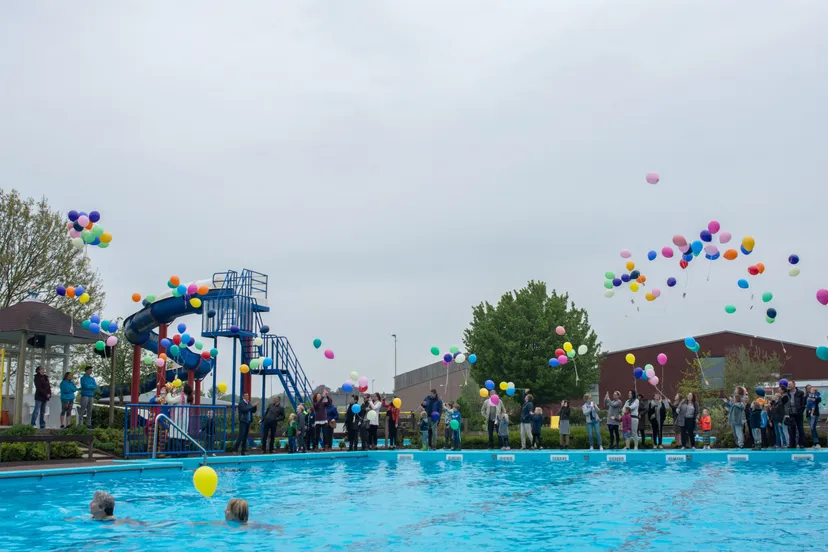 zwembad dreumel voor 50ste keer geopend