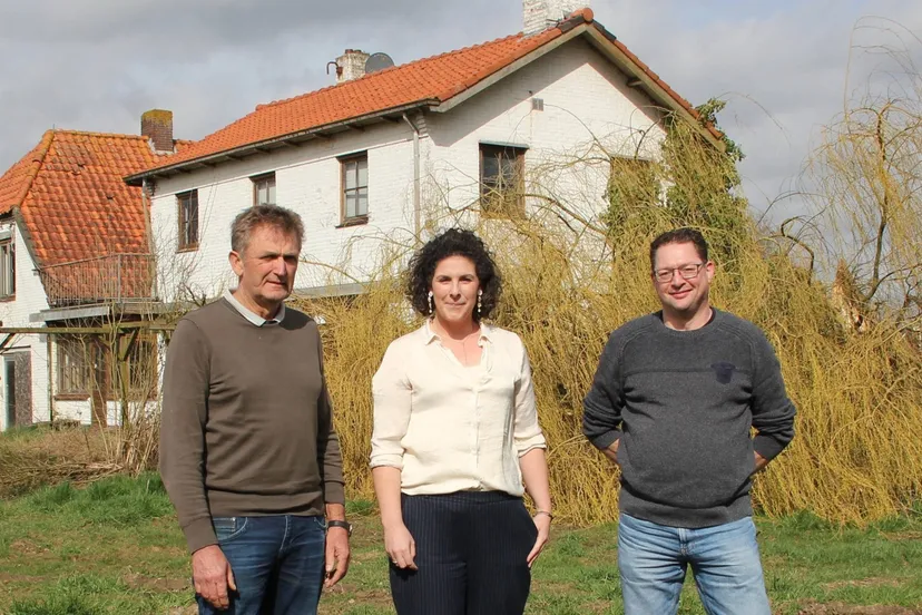 260316 Heuvelstraat Alphen