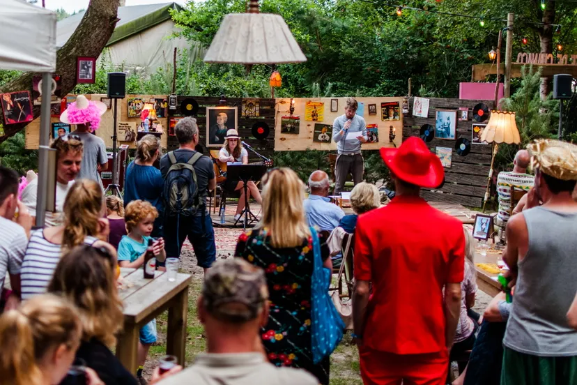 copy of taribushkuna cafe de guanaco