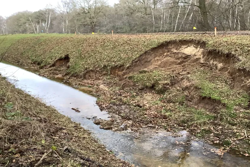 wdod ingezakt talud vilsteren