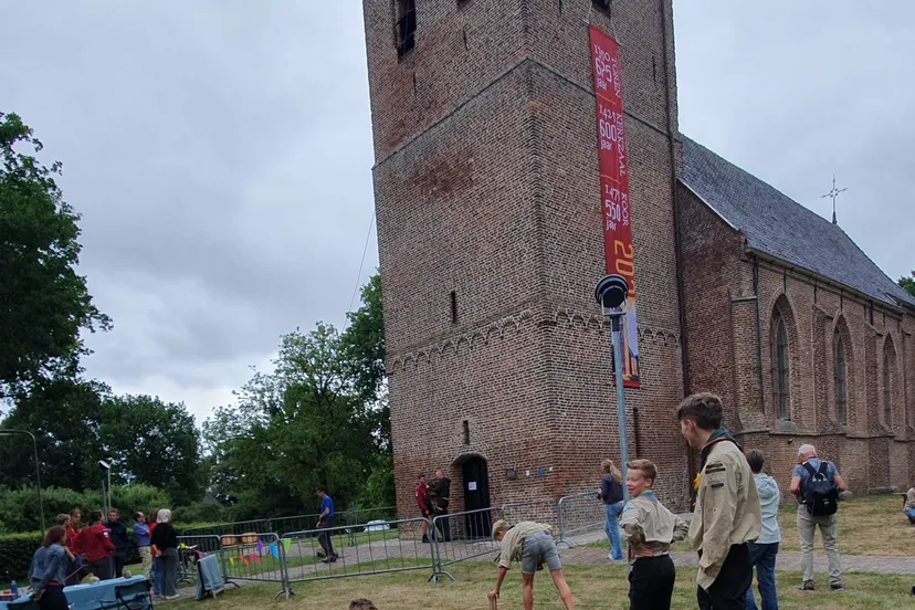 vledder feest kerk1 foto annie koopman