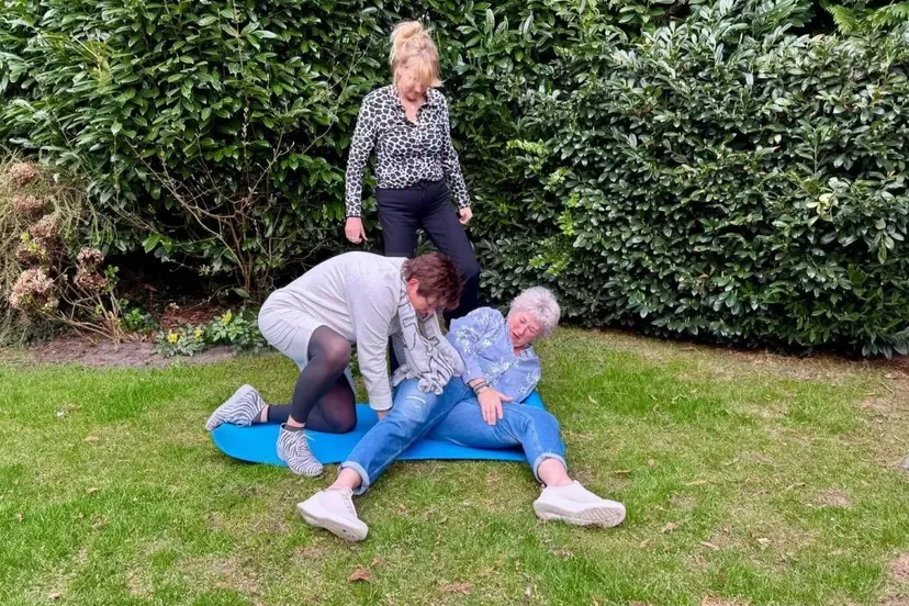 Dwingeloo Twee+recht,+twee+averecht