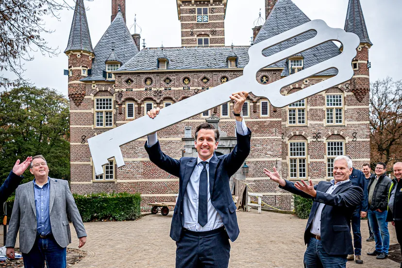 211124 werkzaamheden binnen in het kasteel zijn zo goed als afgerond foto