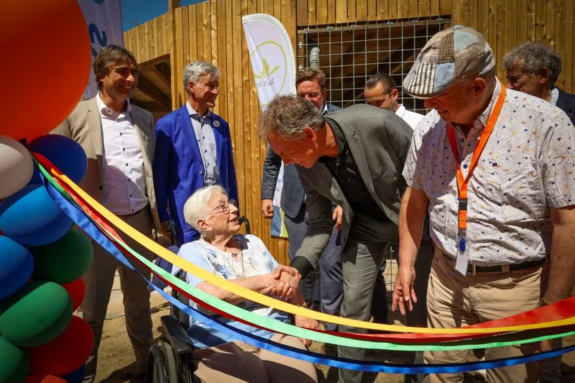 alverna feest juli 23 0180 q99btw3cwr0omkdgsqge1dtzscnd4431ahquecndog 1