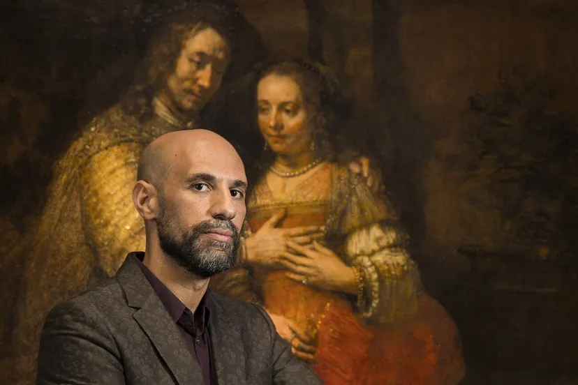 campagnebeeld abdelkader benali moeder en zoon beeld omar albertus photography scalemaxwidthwze1mdbd compressedw10