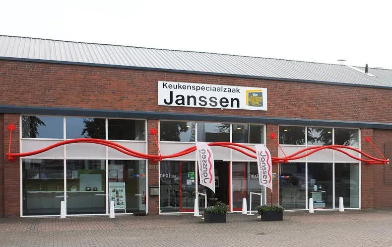 janssen keukenspeciaalzaak pand voorzijde 110616
