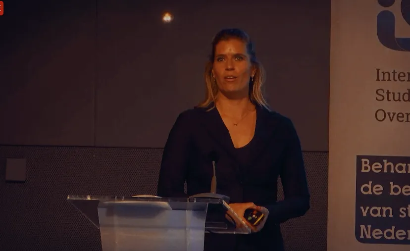 karen kotten lips presentatie hermafbeelding 2021 04 21 om 14 fotor