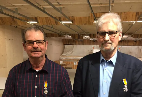 koninklijke onderscheiding tonnie hermans uit hernen en peter kersten