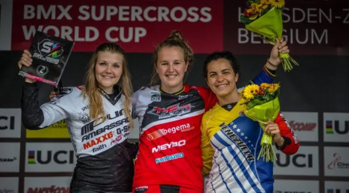 laura smulders zolder foto twitter