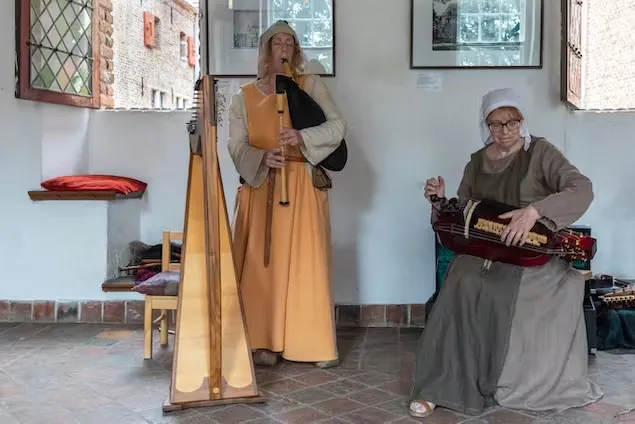 muzus muziek kasteel hernen jos